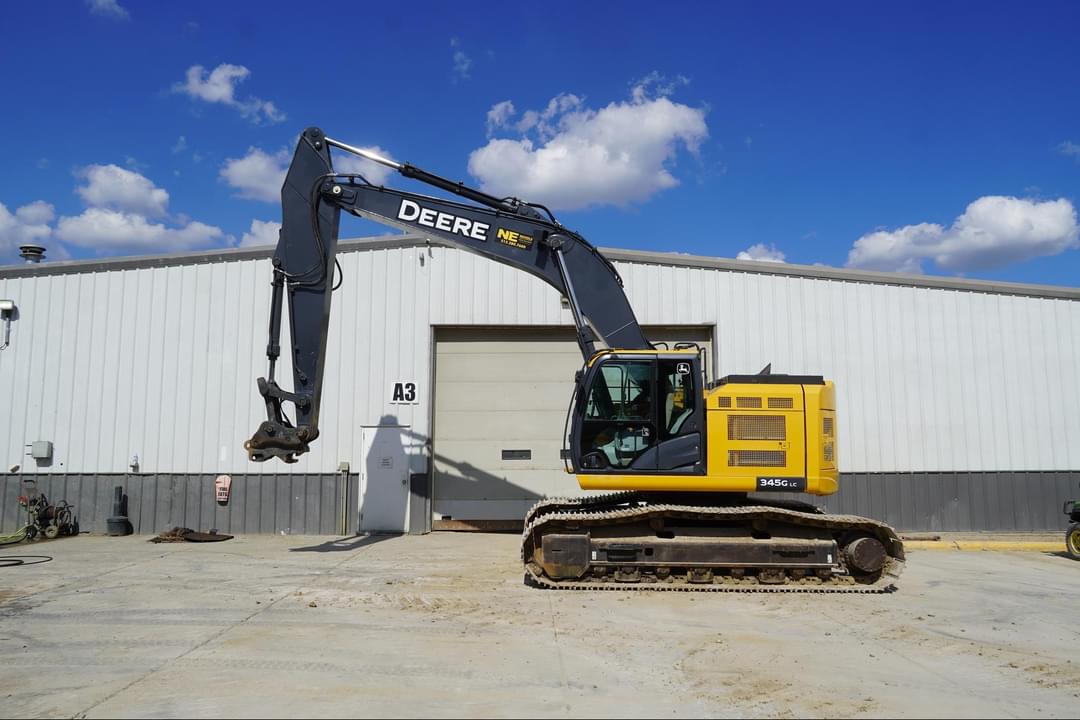 Image of John Deere 345G LC Primary image