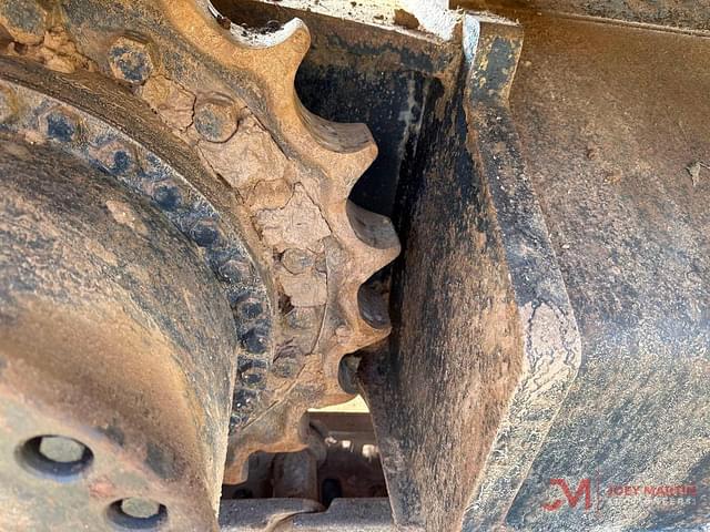 Image of John Deere 345G LC equipment image 4