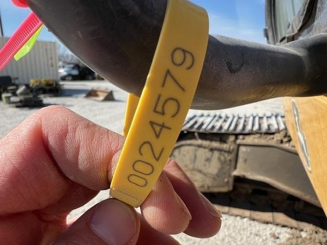 Image of John Deere 350G LC equipment image 3