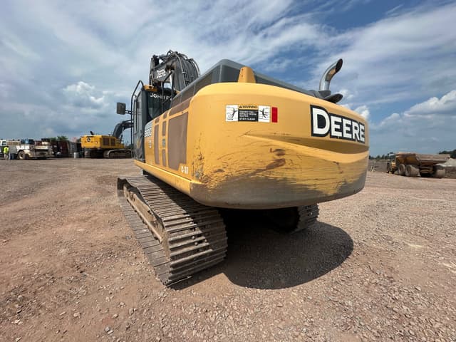 Image of John Deere 380G LC equipment image 3