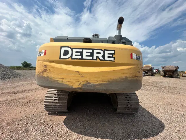 Image of John Deere 380G LC equipment image 4