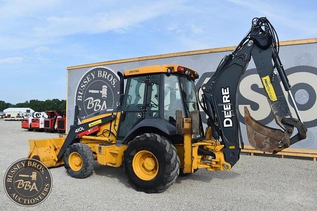 Image of John Deere 410L equipment image 4