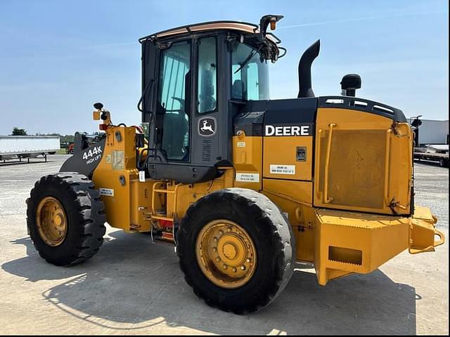 Image of John Deere 444K equipment image 4