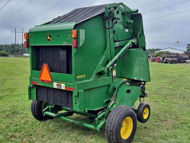 Image of John Deere 450E equipment image 4