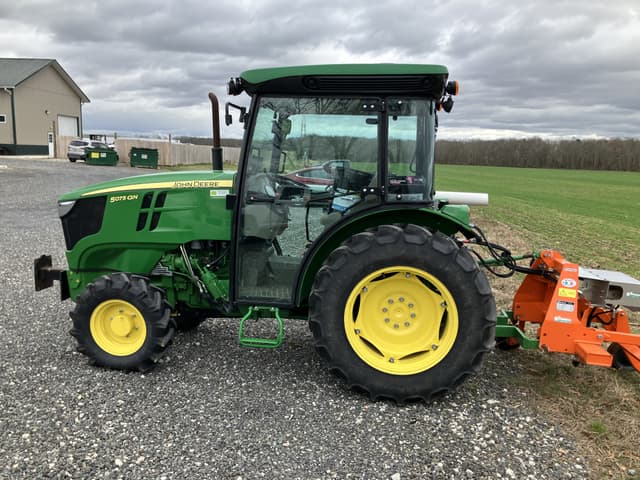 Image of John Deere 5075GN equipment image 3