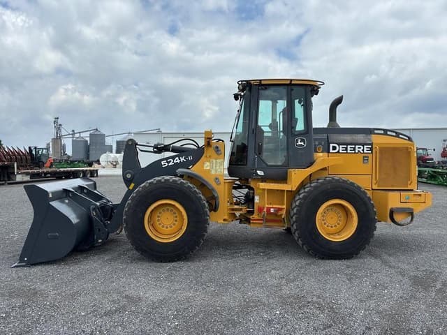Image of John Deere 524KII equipment image 4