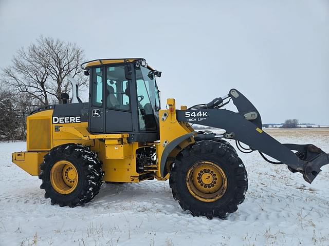 Image of John Deere 544K-II equipment image 4