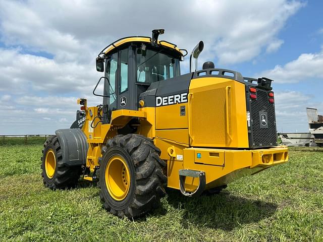 Image of John Deere 544K-II equipment image 2