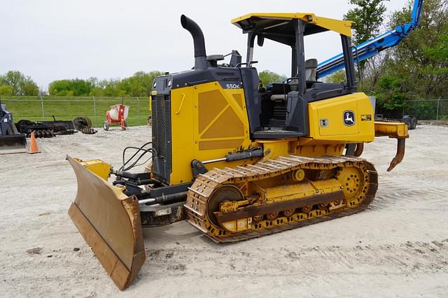 Image of John Deere 550K XLT equipment image 2
