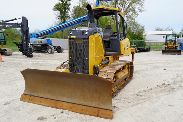 Image of John Deere 550K XLT equipment image 3