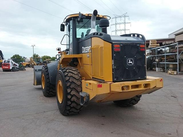 Image of John Deere 644K equipment image 3