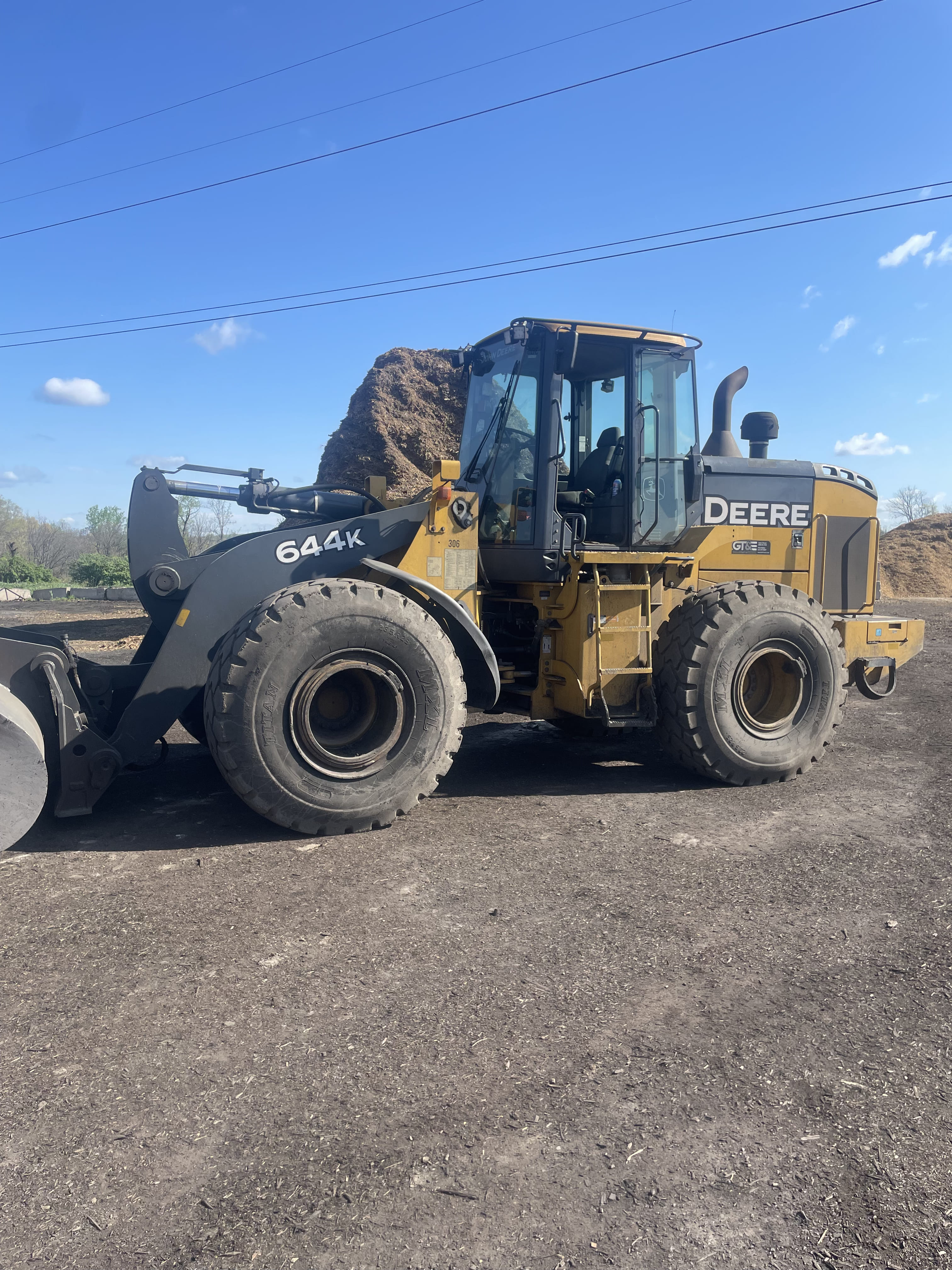 2018 John Deere 644K Equipment Image0