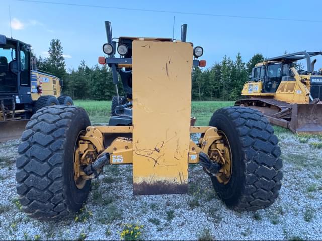 Image of John Deere 672GP equipment image 1