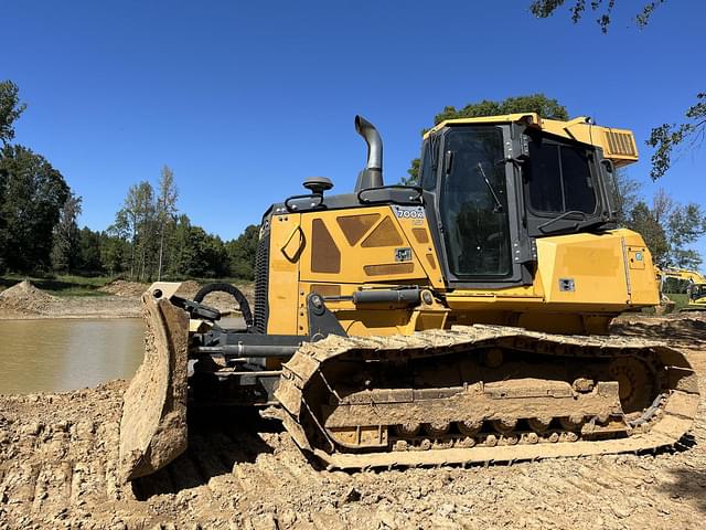 Image of John Deere 700K LGP equipment image 1