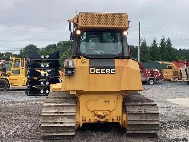 Image of John Deere 700K LGP equipment image 2
