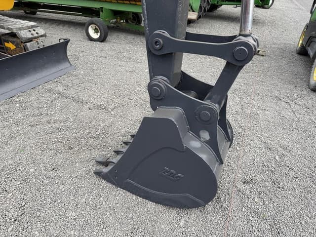 Image of John Deere 75G equipment image 4