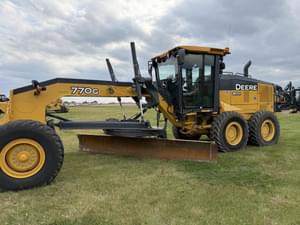 2018 John Deere 770G Image