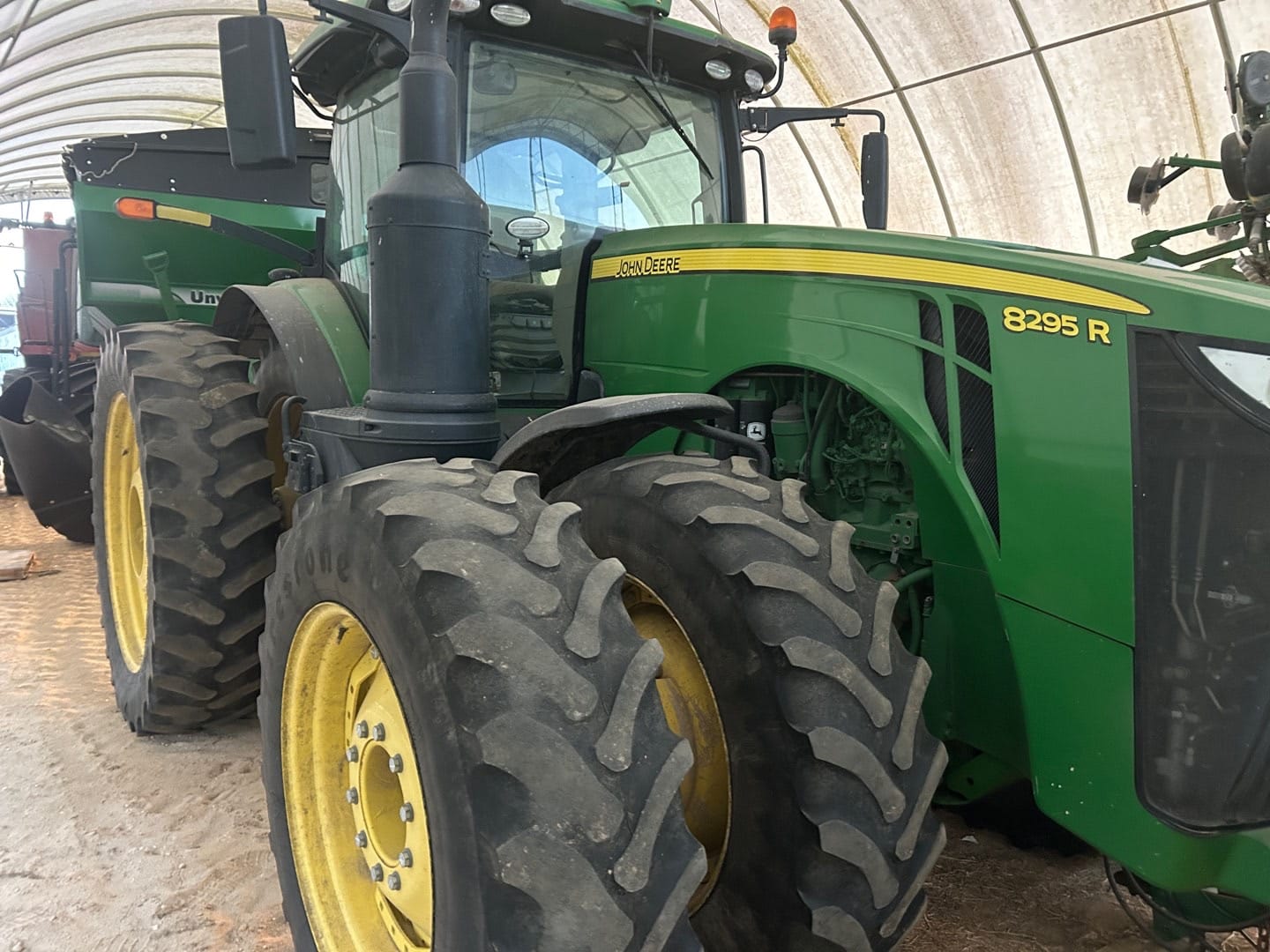 2018 John Deere 8295R Equipment Image0