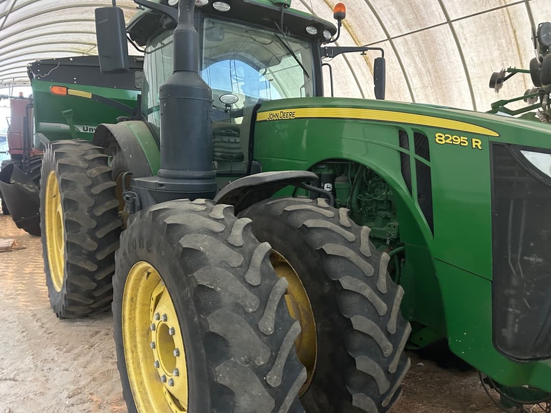 Image of John Deere 8295R Primary Image