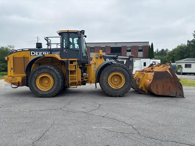 Image of John Deere 844K equipment image 3
