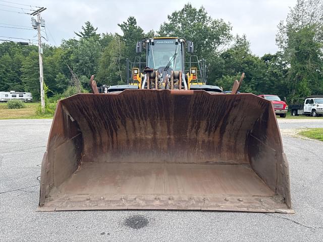 Image of John Deere 844K equipment image 1