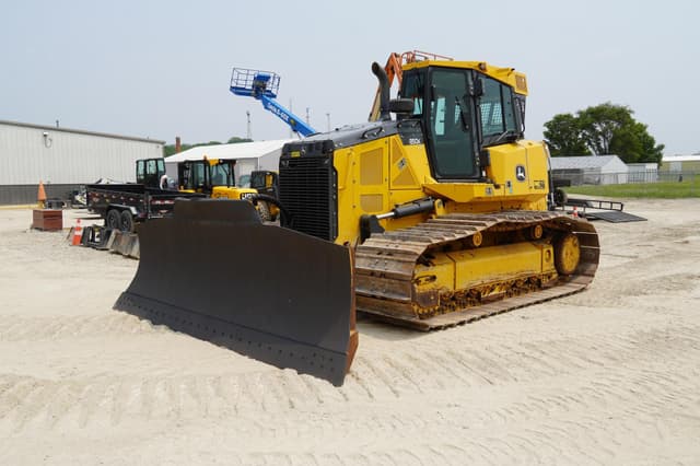 Image of John Deere 850K LGP equipment image 3