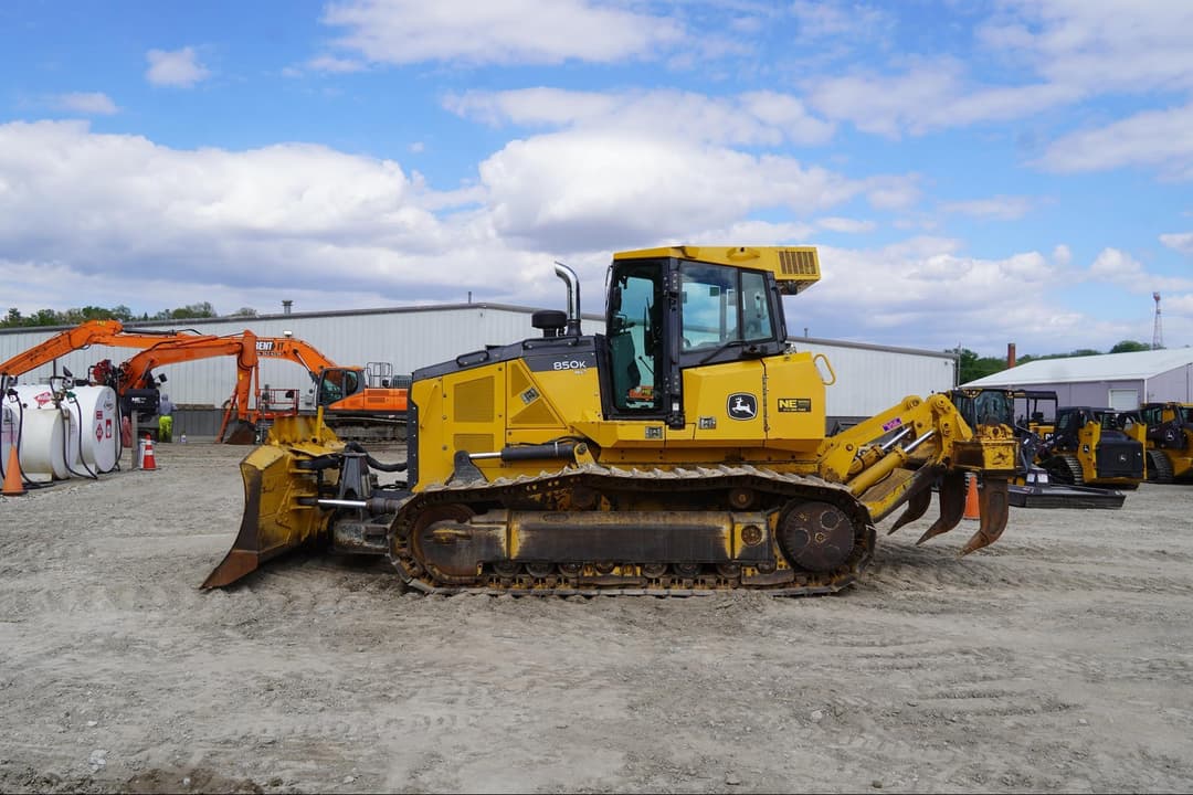 Image of John Deere 850K WLT Primary image