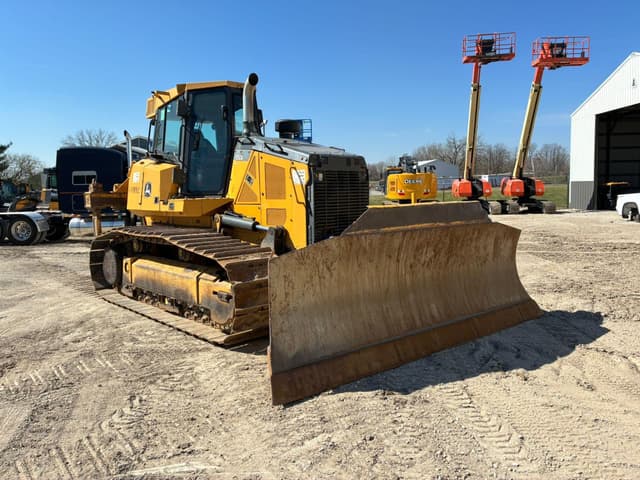 Image of John Deere 850K WLT equipment image 2