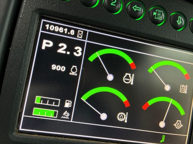 Image of John Deere 850K WLT equipment image 2