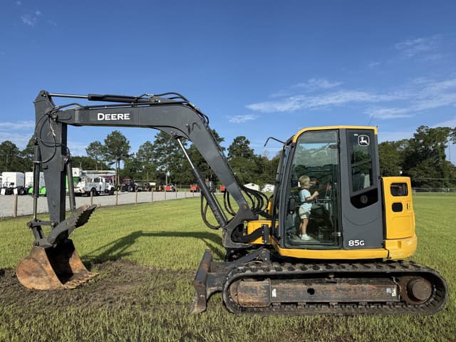 Image of John Deere 85G equipment image 1