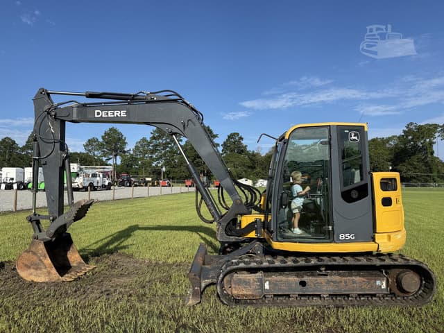 Image of John Deere 85G equipment image 1