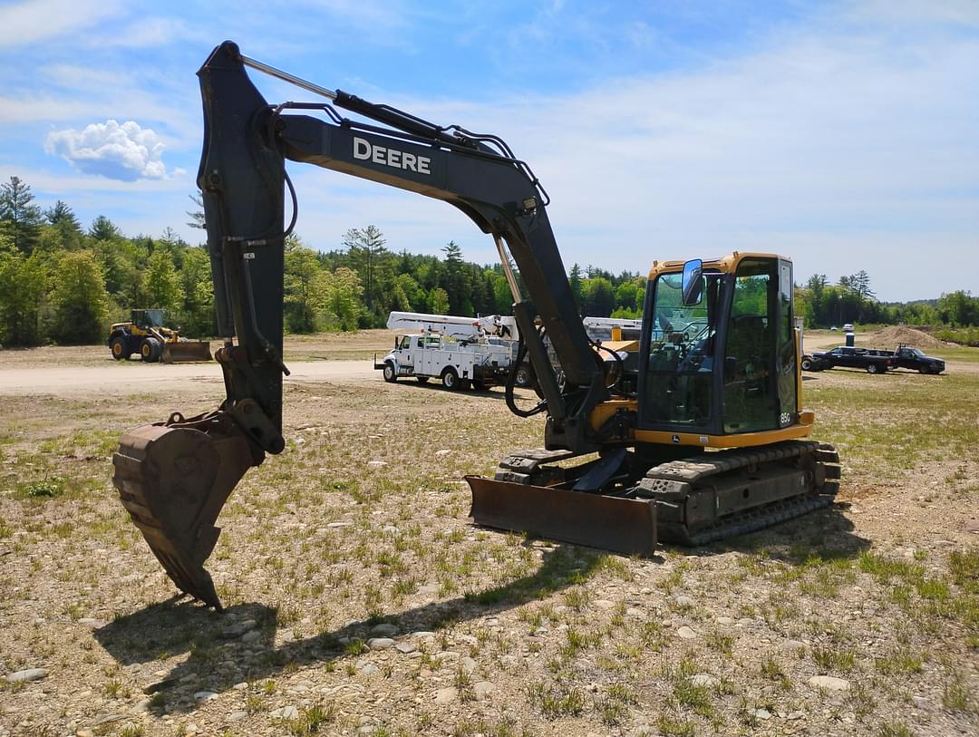 Image of John Deere 85G Primary image