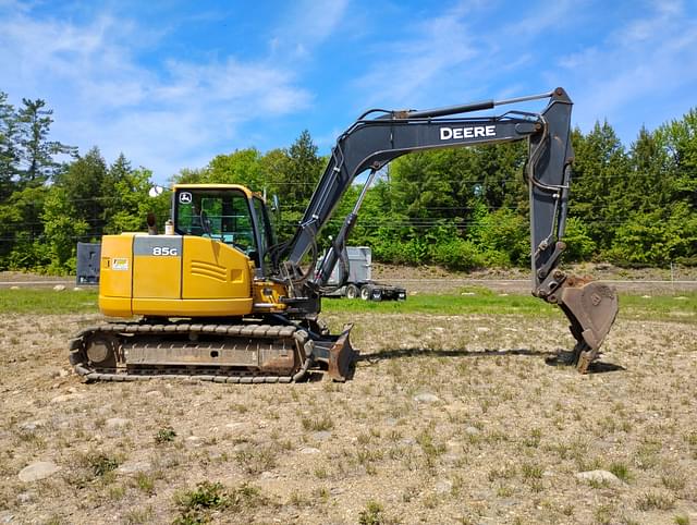 Image of John Deere 85G equipment image 3