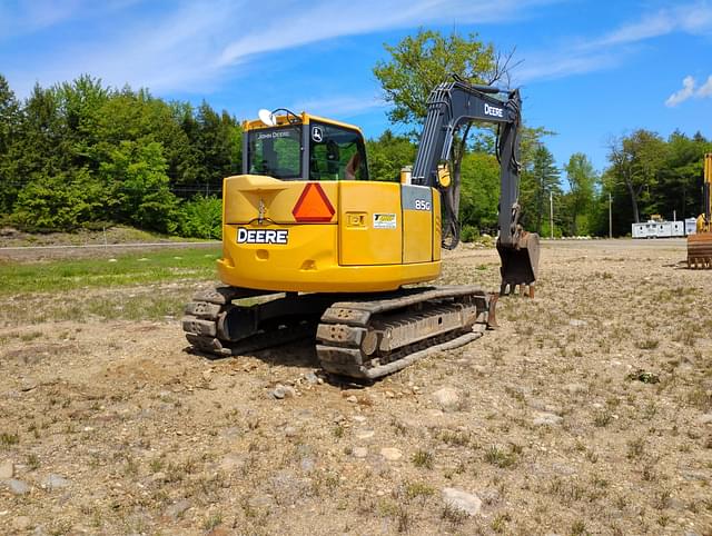 Image of John Deere 85G equipment image 4