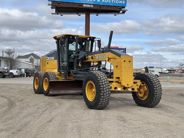 Image of John Deere 870GP equipment image 3