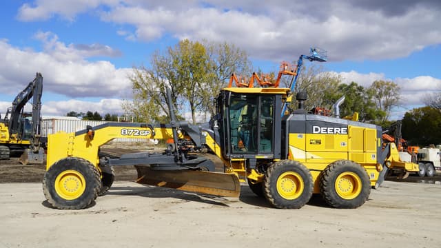 Image of John Deere 872GP equipment image 1