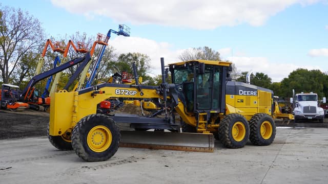 Image of John Deere 872GP equipment image 2