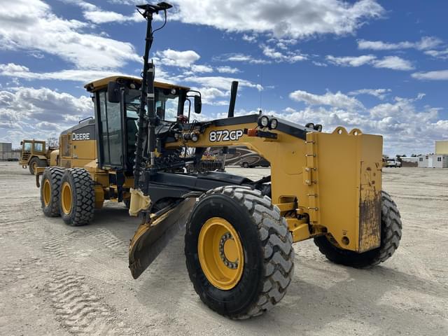 Image of John Deere 872GP equipment image 2