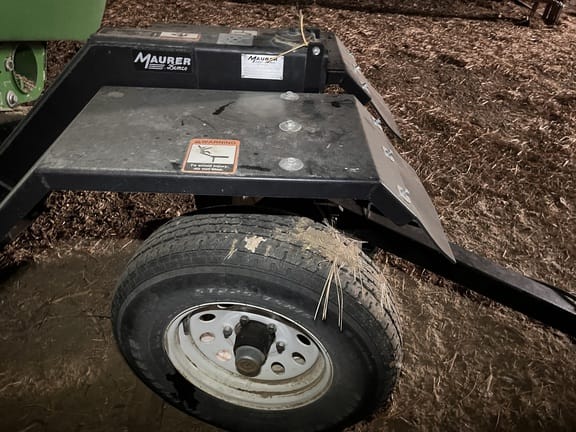 2018 Demco HT32 Equipment Image0