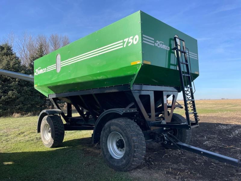 Main image Demco 750