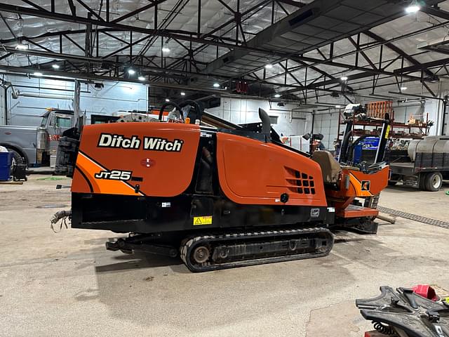 Image of Ditch Witch JT25 equipment image 3