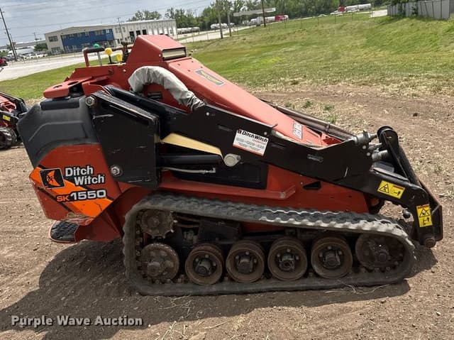 Image of Ditch Witch SK1550 equipment image 3