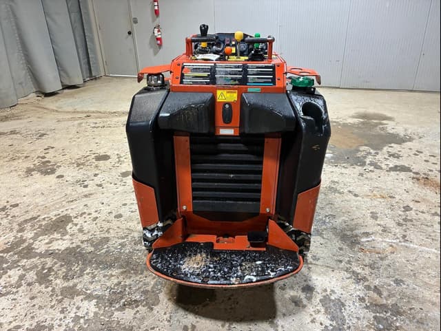 Image of Ditch Witch SK800 equipment image 3