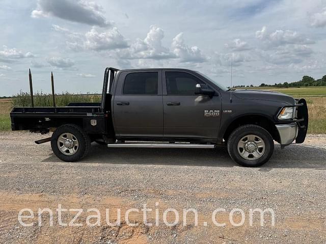 Image of Dodge Ram 2500 equipment image 3