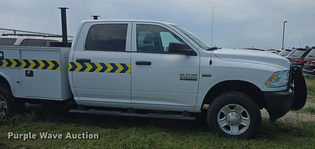 Image of Dodge Ram 2500HD equipment image 3