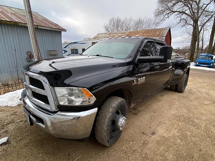 2018 Dodge Ram 3500 Equipment Image0