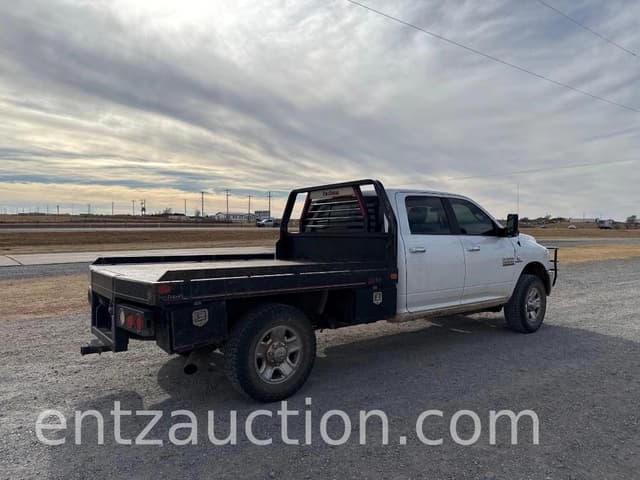 Image of Dodge Ram 3500 equipment image 3