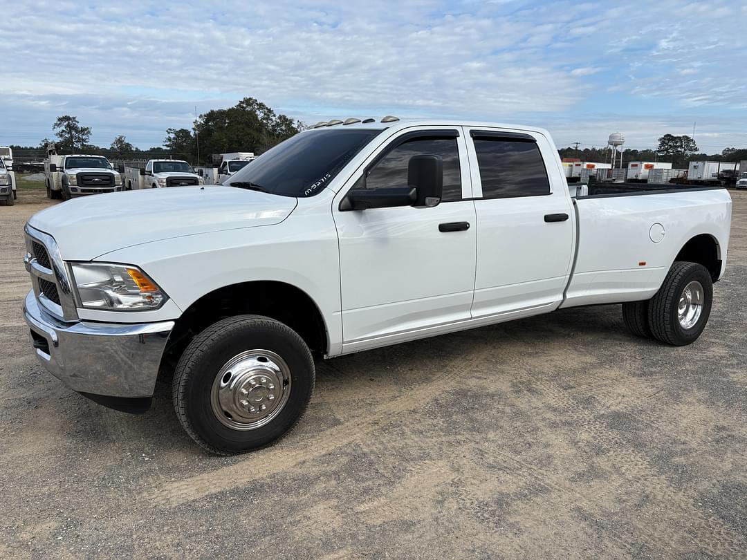 Image of Dodge Ram 3500 Primary image