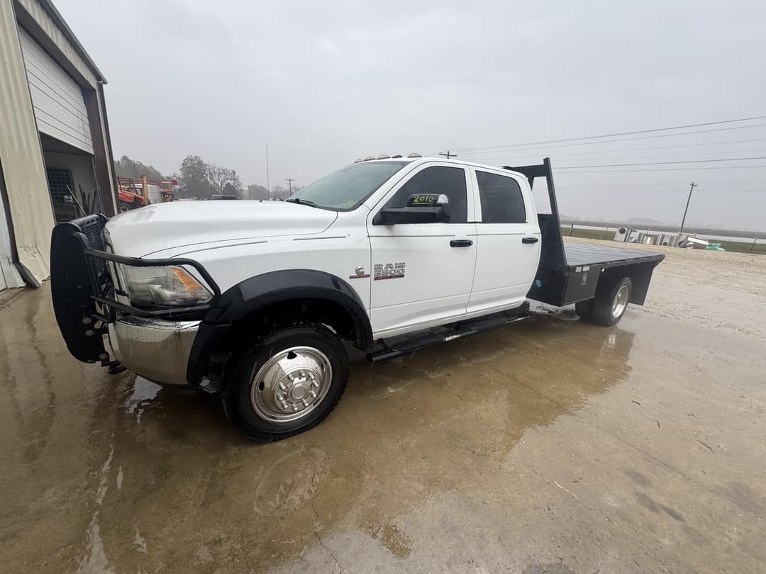 Image of Dodge Ram 5500 Primary image