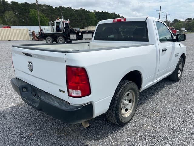 Image of Dodge Ram 1500 equipment image 4